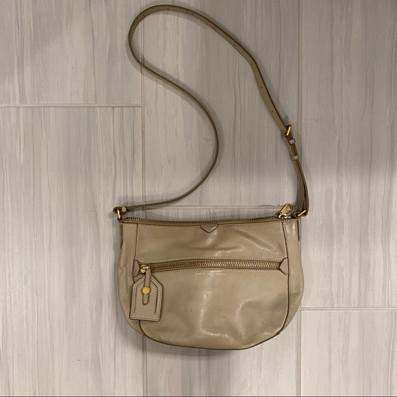 marc jacobs tan crossbody